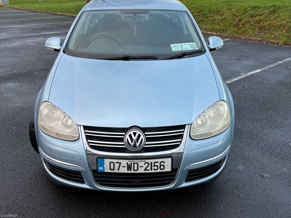 Volkswagen Jetta Saloon, Petrol, 2007, Blue