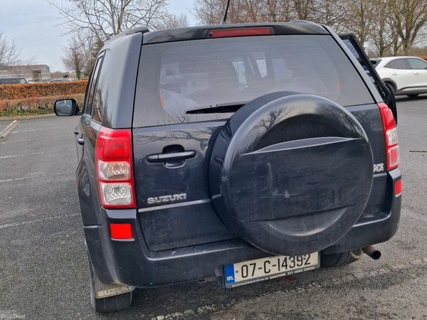 Suzuki Grand Vitara SUV, Petrol, 2007, Black