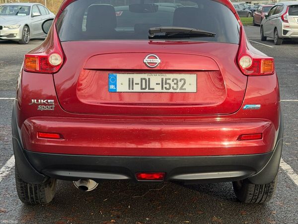 Nissan Juke SUV, Diesel, 2011, Red