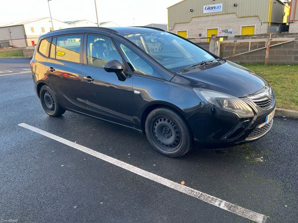 Vauxhall Zafira MPV, Diesel, 2013, Black