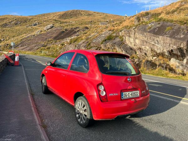 Nissan Micra Hatchback, Petrol, 2006, Red