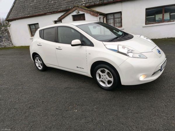 Nissan Leaf Hatchback, Electric, 2015, White