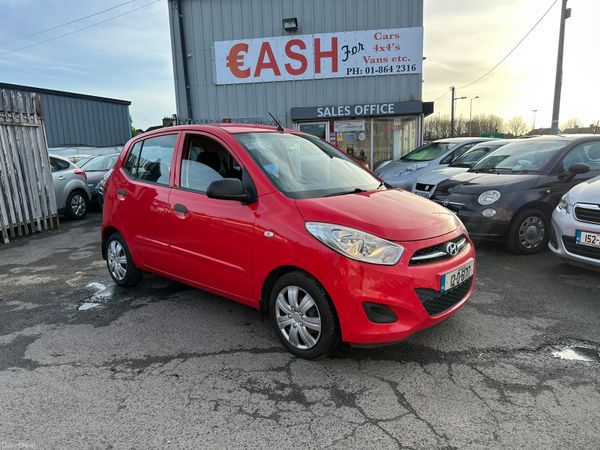 Hyundai i10 Hatchback, Petrol, 2012, Red
