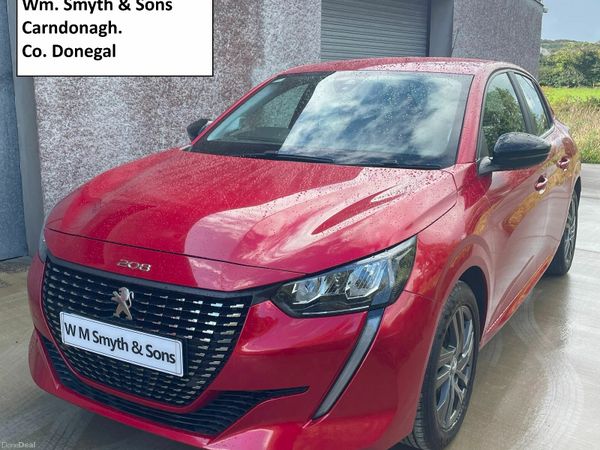 Peugeot 208 Hatchback, Petrol, 2022, Red