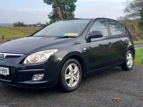 Hyundai i30 Saloon, Diesel, 2009, Black