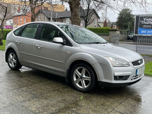 Ford Focus Hatchback, Petrol, 2007, Silver