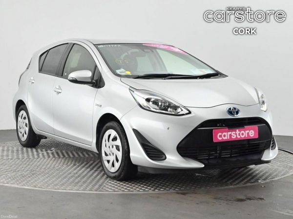 Toyota Aqua Hatchback, Petrol Hybrid, 2019, Silver