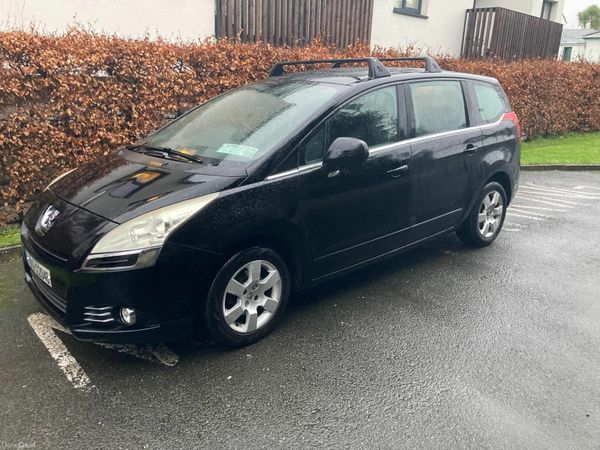 Peugeot 5008 MPV, Diesel, 2010, Black