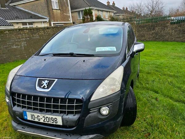 Peugeot 3008 MPV, Diesel, 2010, Blue