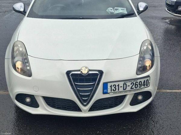 Alfa Romeo Giulietta Hatchback, Diesel, 2013, White