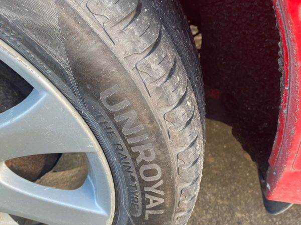 Mazda Mazda2 Hatchback, Petrol, 2007, Red