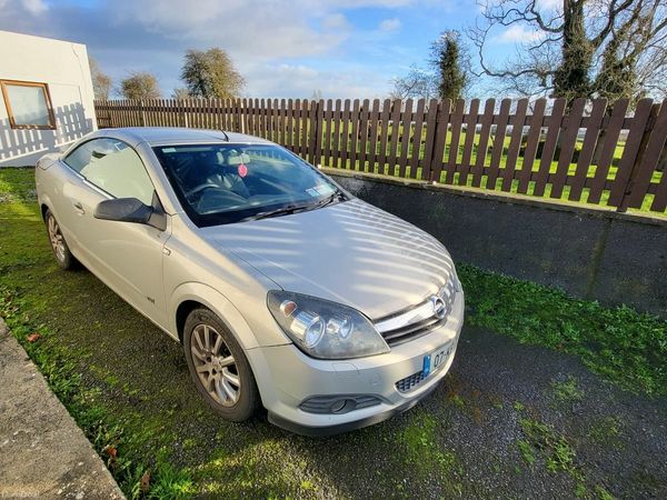 Opel Astra Convertible, Petrol, 2007, Yellow