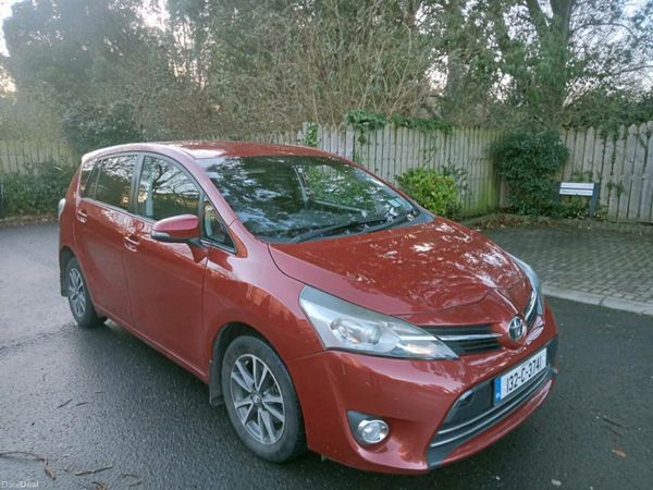 Toyota Verso MPV, Diesel, 2013, Red