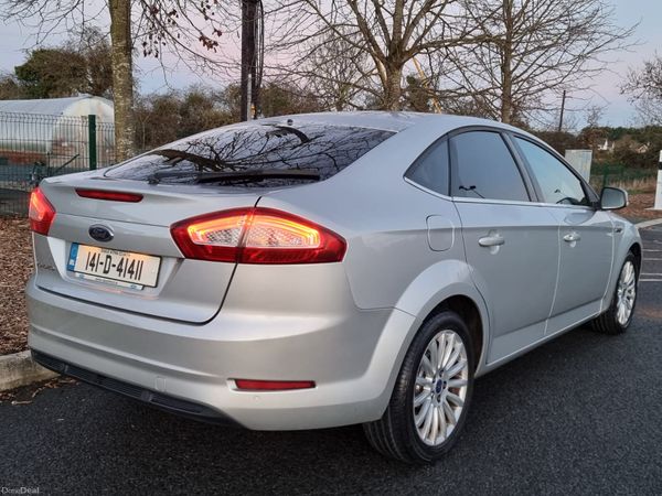 Ford Mondeo Hatchback, Diesel, 2014, Silver