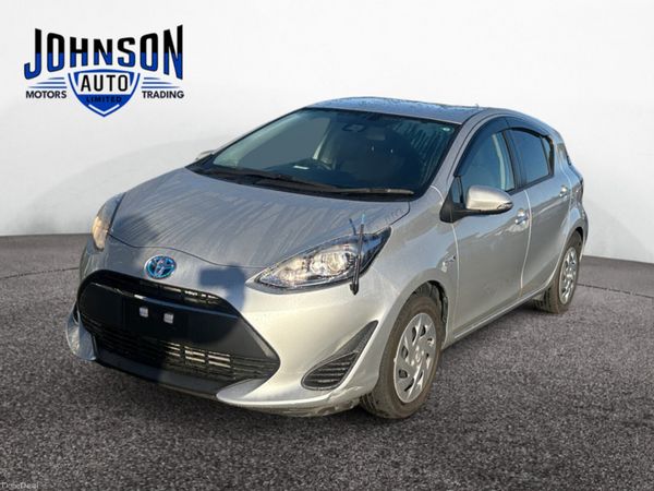 Toyota Aqua Hatchback, Petrol Hybrid, 2018, Silver