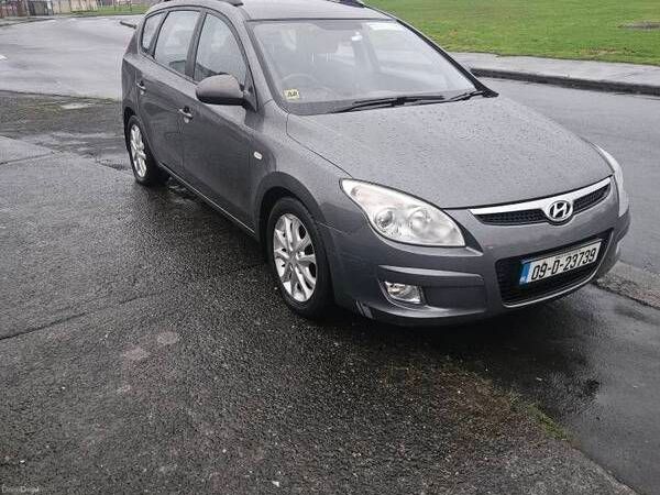 Hyundai i30 Estate, Diesel, 2009, Grey