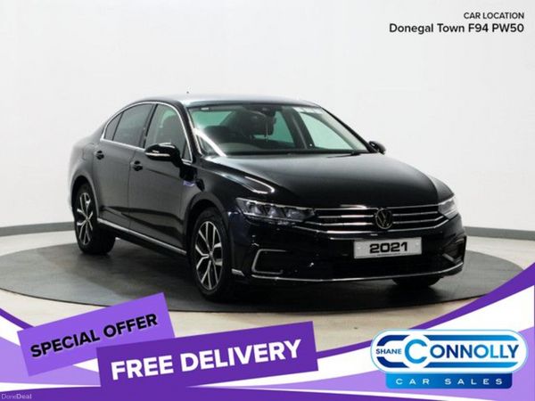 Volkswagen Passat Saloon, Petrol Hybrid, 2021, Black