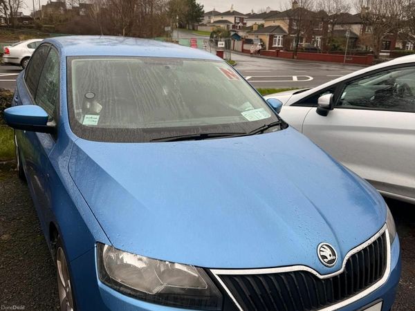 Skoda Rapid Saloon, Petrol, 2013, Blue