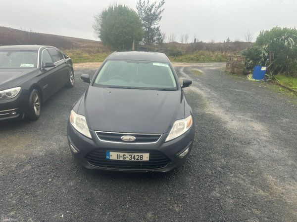 Ford Mondeo Saloon, Diesel, 2011, Blue
