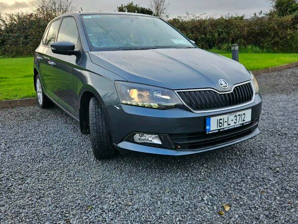 Skoda Fabia Hatchback, Petrol, 2016, Grey