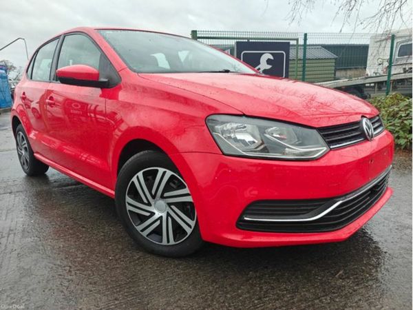 Volkswagen Polo Hatchback, Petrol, 2015, Red