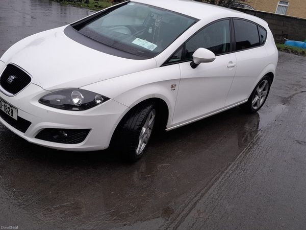 SEAT Leon Hatchback, Diesel, 2011, White