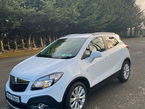 Vauxhall Mokka Hatchback, Petrol, 2016, White