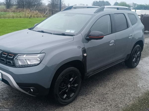 Dacia Duster SUV, Petrol, 2022, Grey