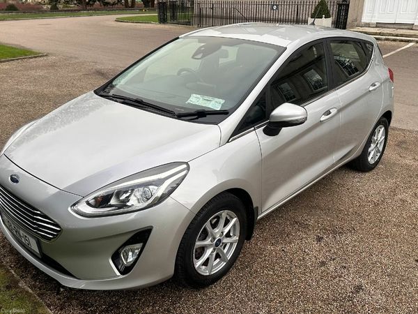 Ford Fiesta Hatchback, Petrol, 2018, Grey