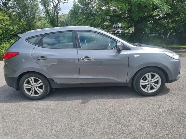 Hyundai ix35 SUV, Diesel, 2012, Grey