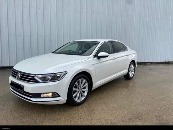 Volkswagen Passat Saloon, Diesel, 2017, White