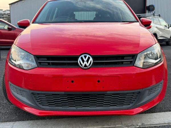 Volkswagen Polo Hatchback, Petrol, 2010, Red
