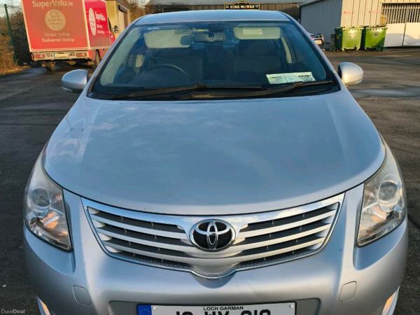 Toyota Avensis Saloon, Diesel, 2010, Silver