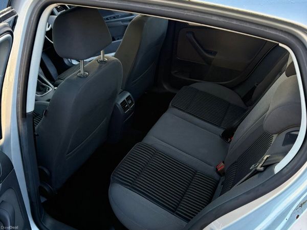 Volkswagen Golf Hatchback, Petrol, 2007, Silver