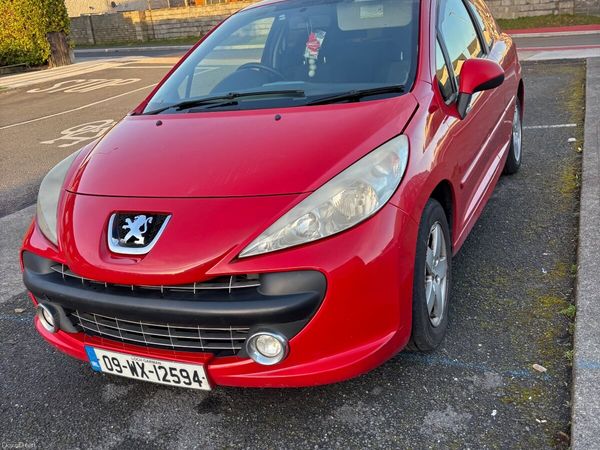 Peugeot 207 Hatchback, Petrol, 2009, Red