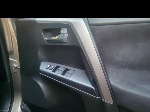 Toyota RAV4 SUV, Diesel, 2016, Bronze