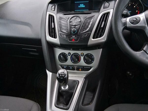 Ford Focus Saloon, Diesel, 2014, Silver