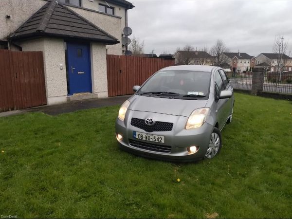 Toyota Yaris Hatchback, Petrol, 2008, Silver