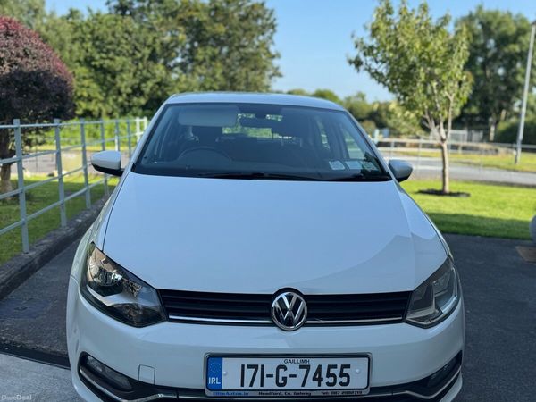 Volkswagen Polo Hatchback, Petrol, 2017, White