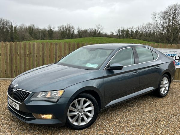 Skoda Superb Hatchback, Diesel, 2019, Grey