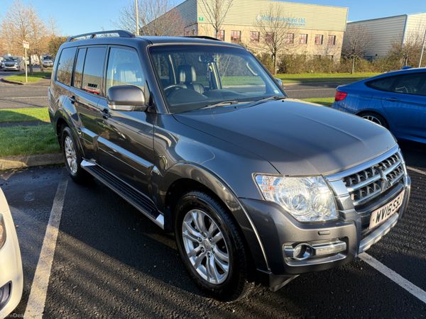 Mitsubishi Pajero SUV, Diesel, 2016, Grey
