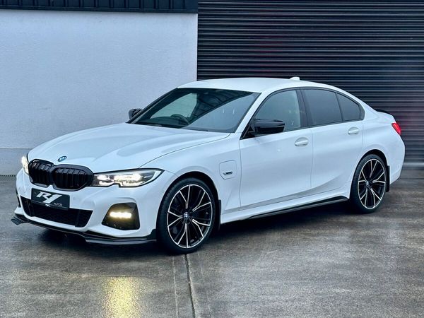 BMW 3-Series Saloon, Petrol Hybrid, 2022, White