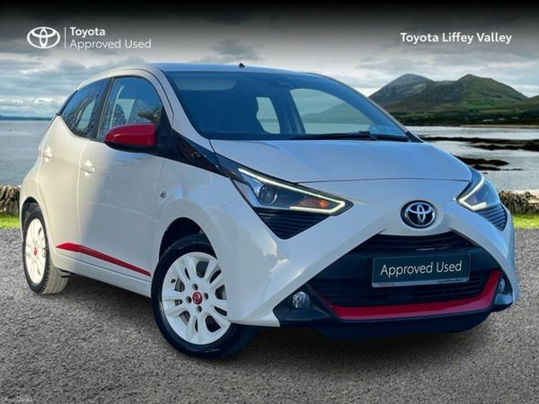 Toyota Aygo Hatchback, Petrol, 2019, White