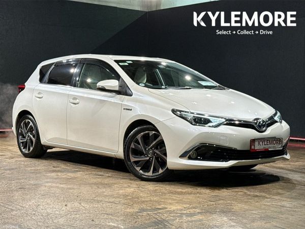 Toyota Auris Hatchback, Petrol Hybrid, 2016, White