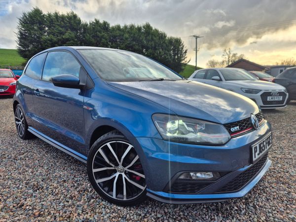 Volkswagen Polo Hatchback, Petrol, 2015, Blue