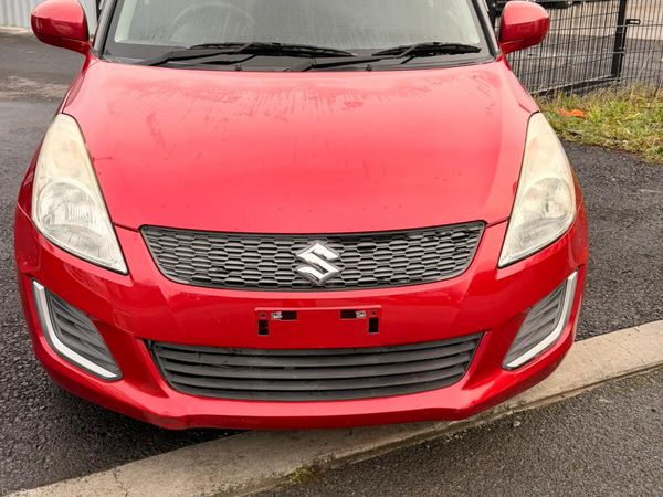 Suzuki Swift Hatchback, Petrol, 2015, Red