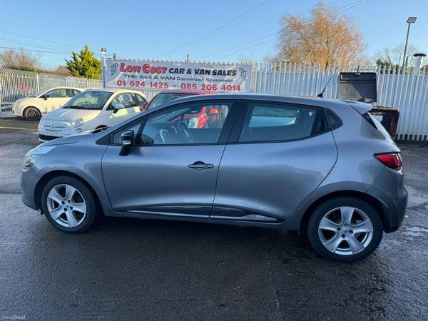 Renault Clio Hatchback, Petrol, 2015, Grey
