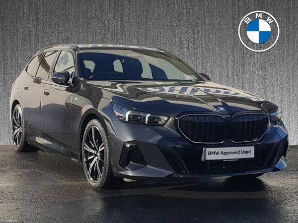 BMW 5-Series Estate, Petrol Plug-in Hybrid, 2025, Grey