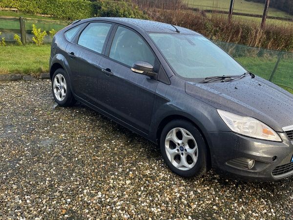 Ford Focus Hatchback, Diesel, 2011, Grey