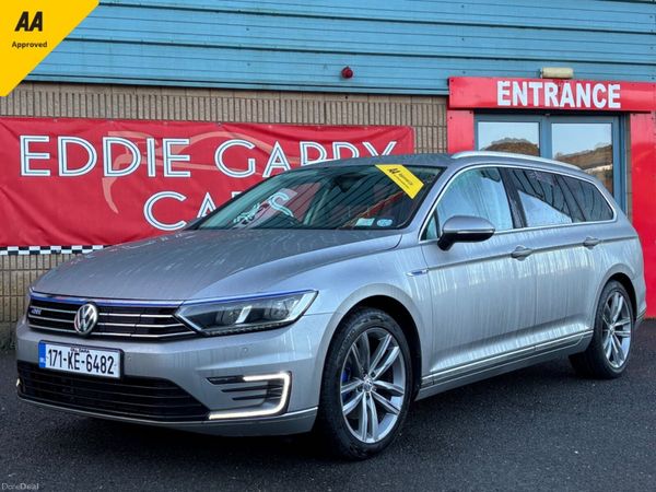 Volkswagen Passat Estate, Petrol Plug-in Hybrid, 2017, Silver